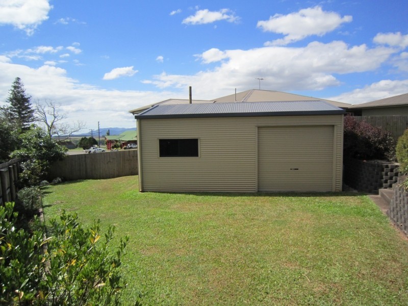15 Montgomery Cl, Atherton QLD 4883
