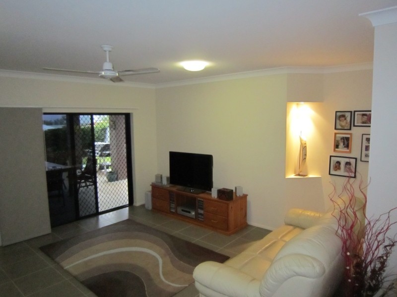 13 Carnation St, Atherton QLD 4883