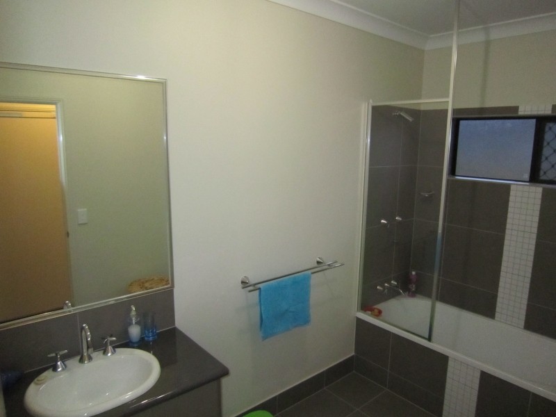 13 Carnation St, Atherton QLD 4883