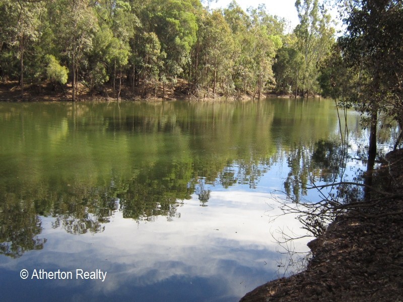 3 Bellevue Ct, Tinaroo QLD 4872