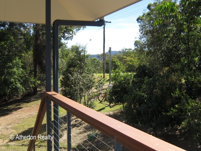 3 Bellevue Ct, Tinaroo QLD 4872