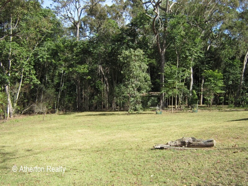 3 Bellevue Ct, Tinaroo QLD 4872