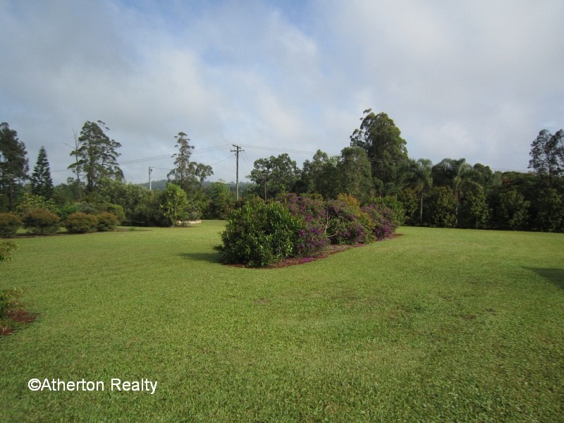 Lake Eacham QLD 4884