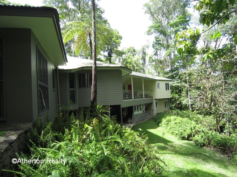 Lake Eacham QLD 4884