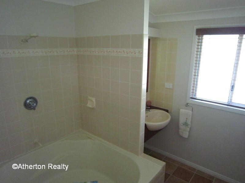 Lake Eacham QLD 4884