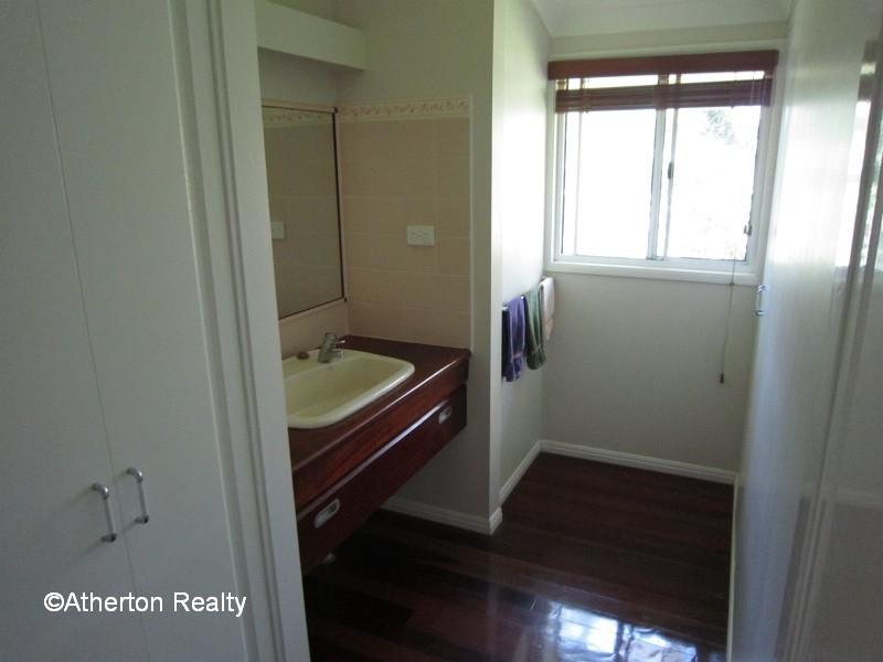 Lake Eacham QLD 4884