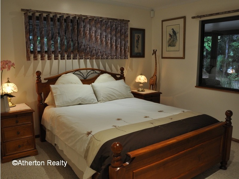 Lake Eacham QLD 4884