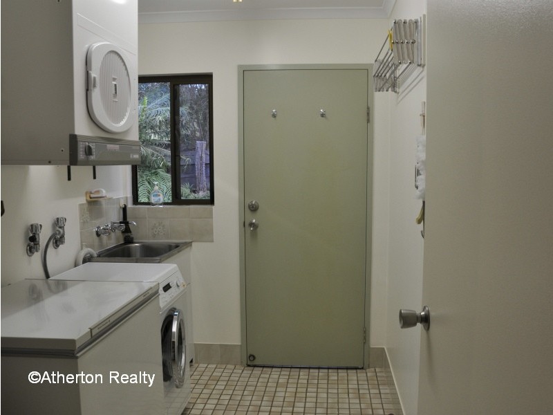 Lake Eacham QLD 4884