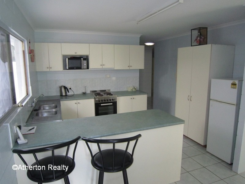 24 Azalea St, Atherton QLD 4883