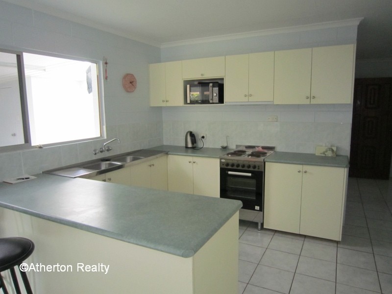 24 Azalea St, Atherton QLD 4883