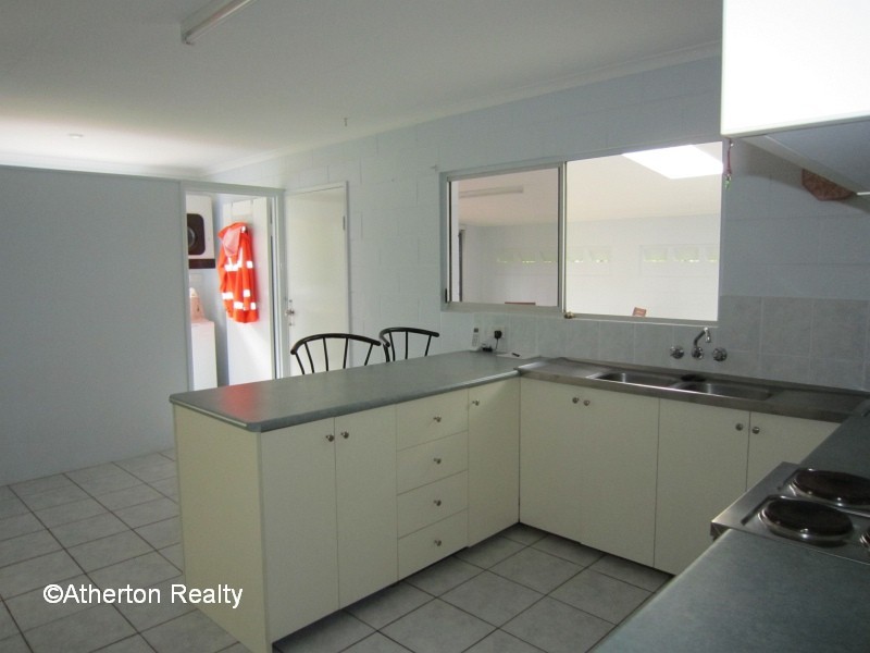24 Azalea St, Atherton QLD 4883