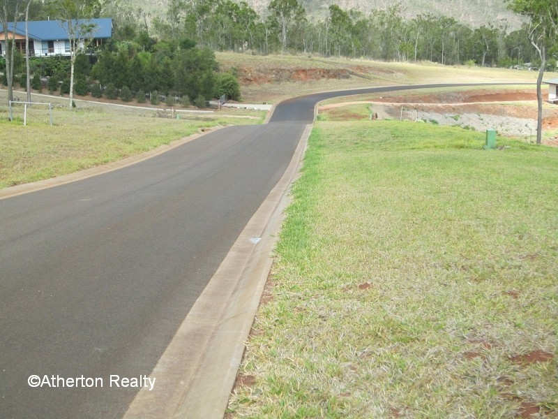 95 Rankine Dr, Tolga QLD 4882