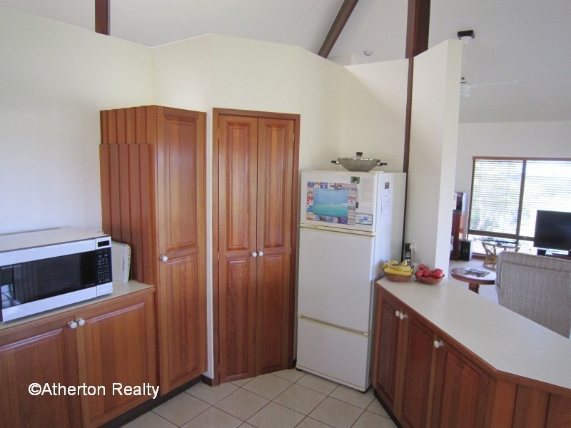 Lake Eacham QLD 4884