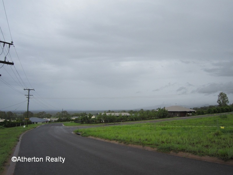 21 Moffat Dr, Tolga QLD 4882