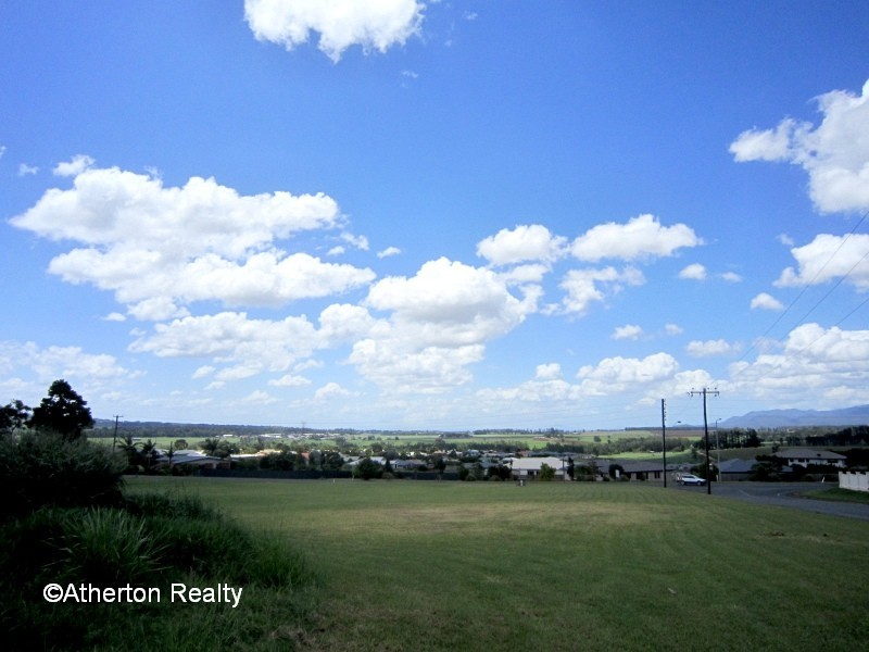 7 Dalziel Ave, Atherton QLD 4883