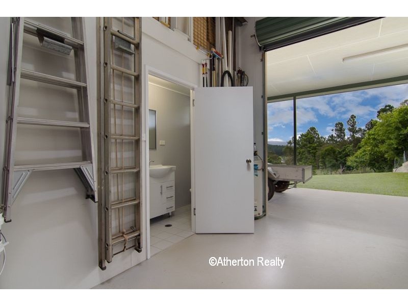 11 Bruce Rd, Yungaburra QLD 4884