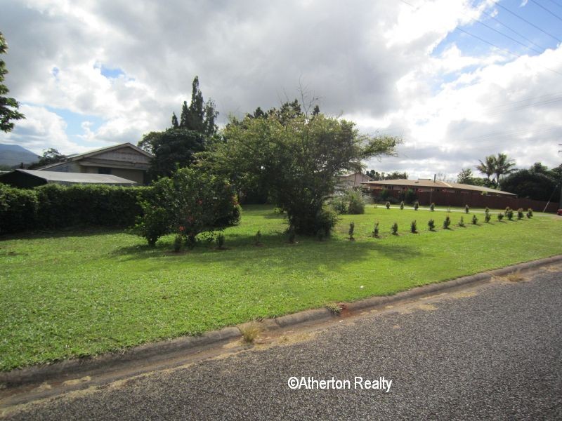 121 Robert St, Atherton QLD 4883