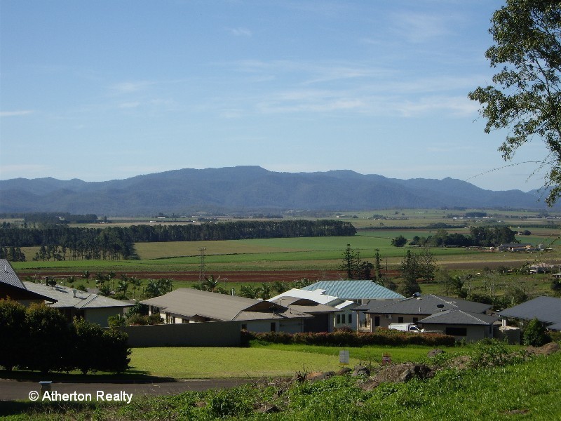 56 Dalziel Ave, Atherton QLD 4883