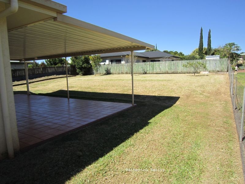 38 Anthony Dr, Atherton QLD 4883