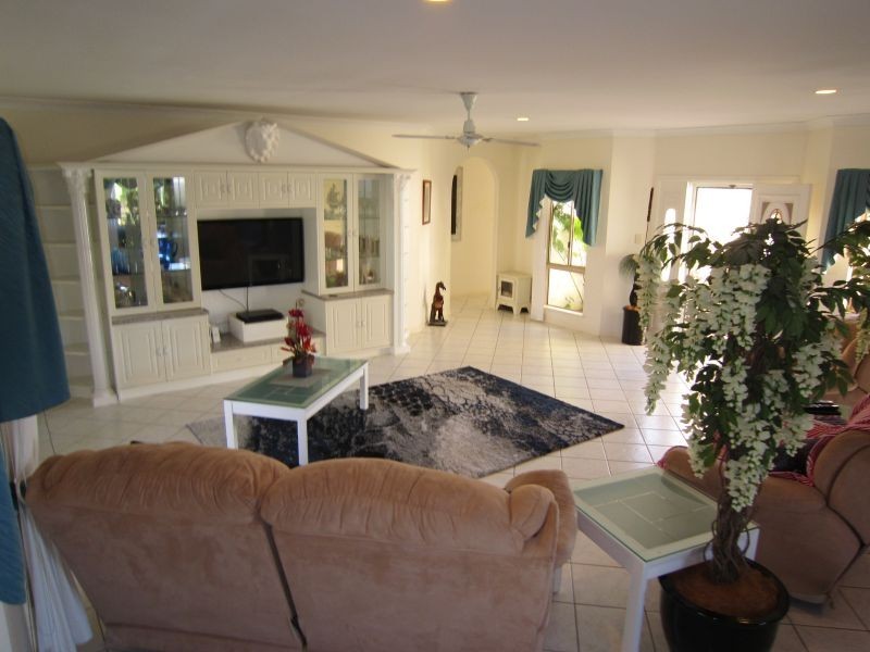 12 Facet Dr, Mareeba QLD 4880