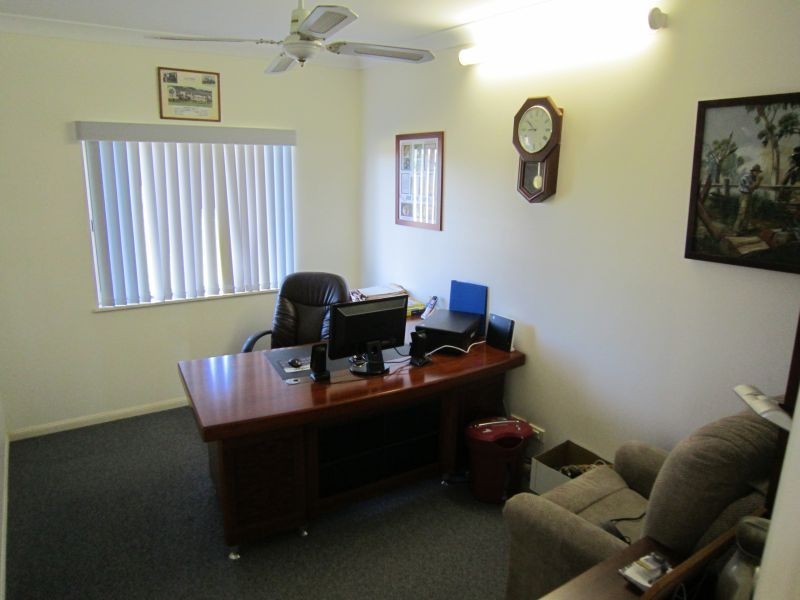 12 Facet Dr, Mareeba QLD 4880