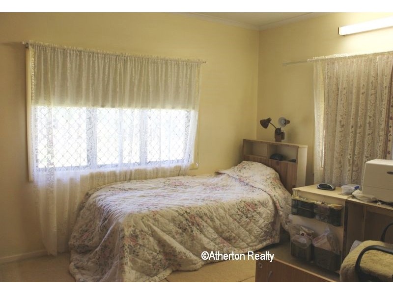 7 Stotter Rd, Stoters Hill QLD 4860