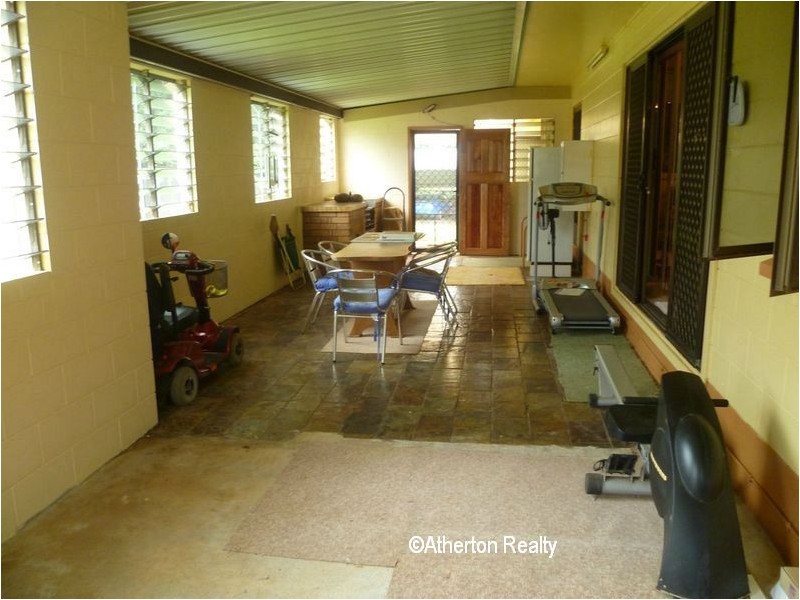 7 Stotter Rd, Stoters Hill QLD 4860