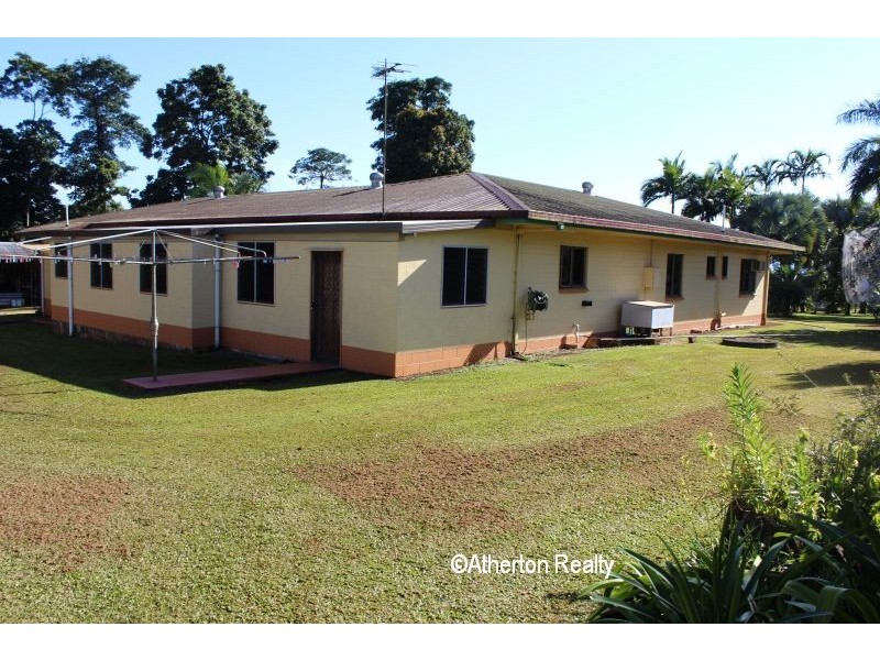 7 Stotter Rd, Stoters Hill QLD 4860