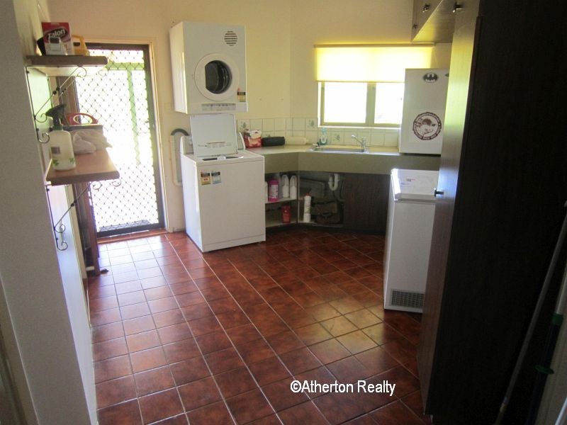 Lake Eacham QLD 4884