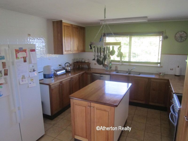 2 Tamarind Close, Atherton QLD 4883