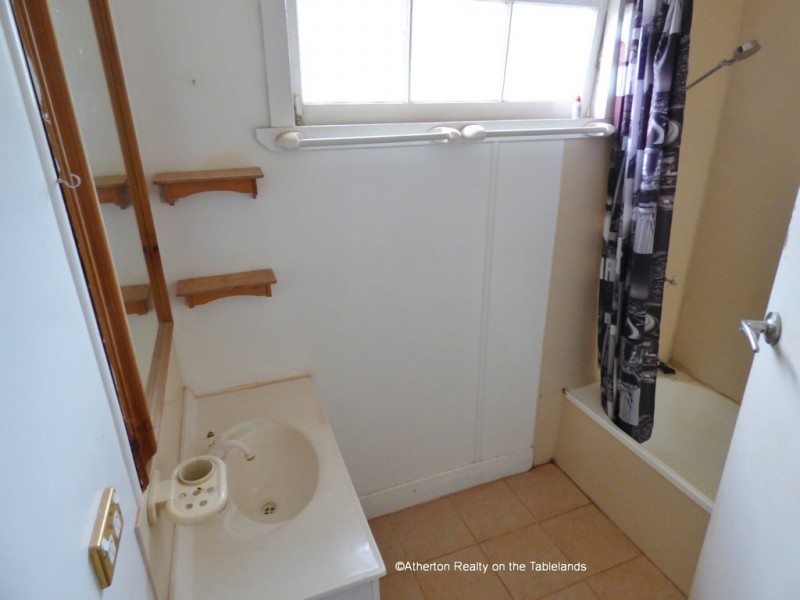 21 Gibson St, Atherton QLD 4883