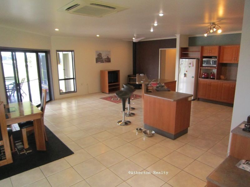 4 Foley Cl, Atherton QLD 4883