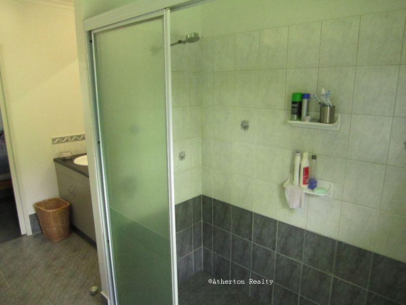 4 Foley Cl, Atherton QLD 4883