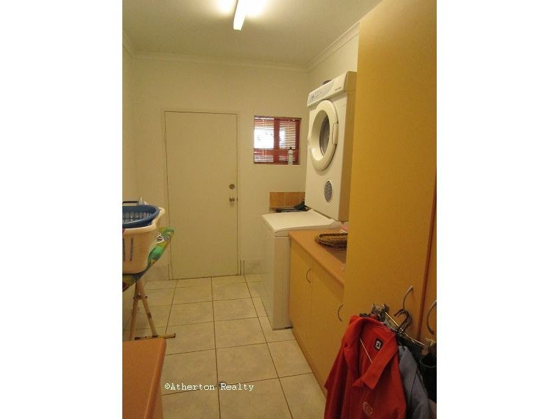 4 Foley Cl, Atherton QLD 4883