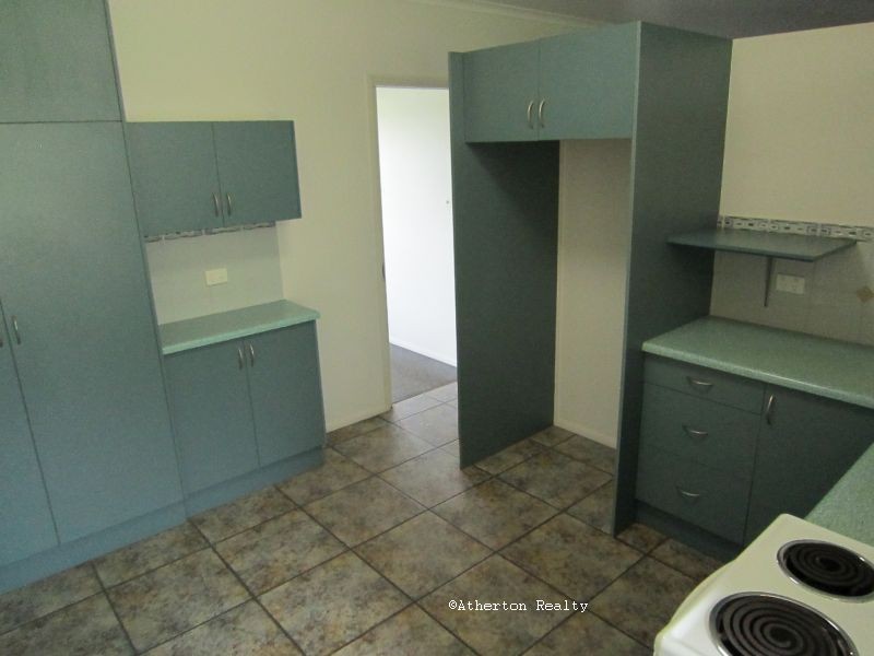 4 Foley Cl, Atherton QLD 4883