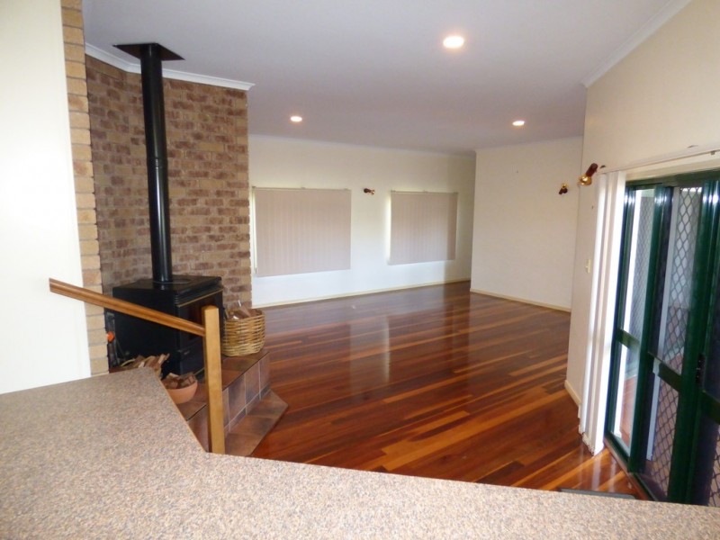 15 Abbott St, Atherton QLD 4883