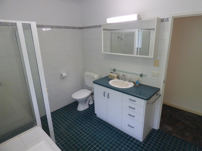 15 Abbott St, Atherton QLD 4883