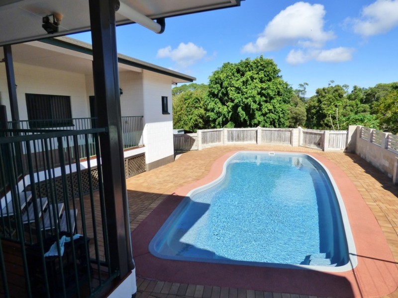 15 Abbott St, Atherton QLD 4883