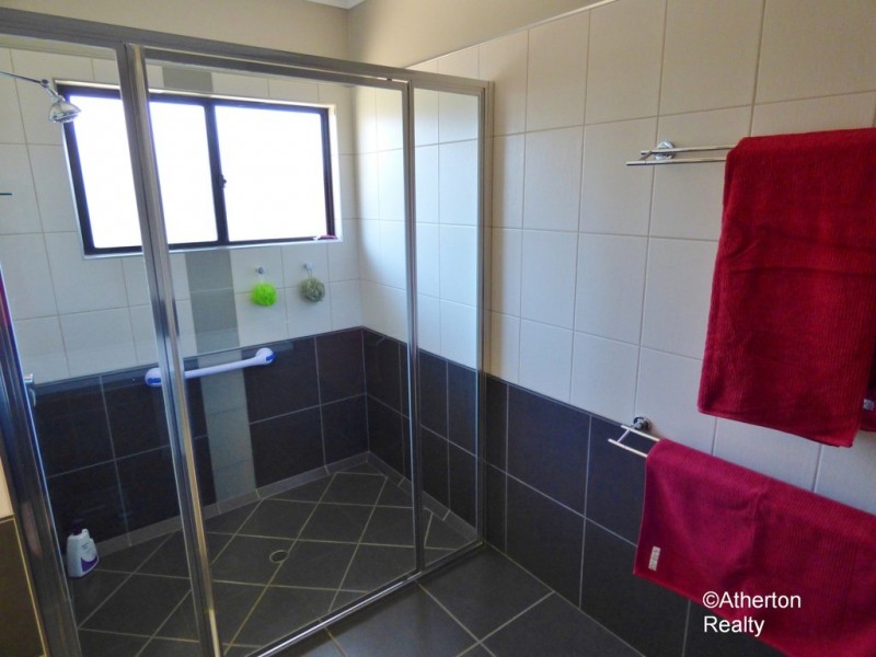 7 Mitchell Dr, Atherton QLD 4883