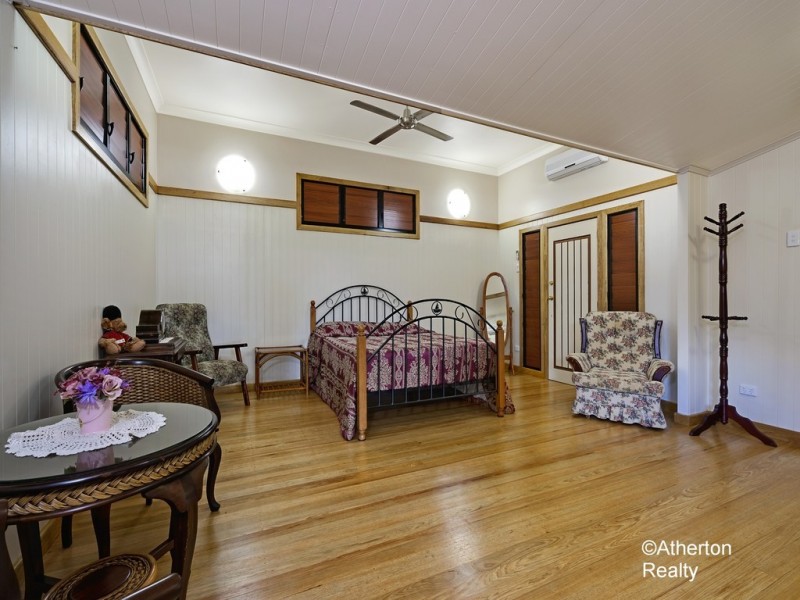26 Eacham Rd, Yungaburra QLD 4884