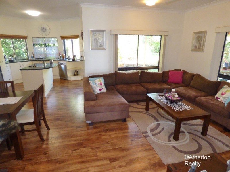 31 Rita Cct, Atherton QLD 4883