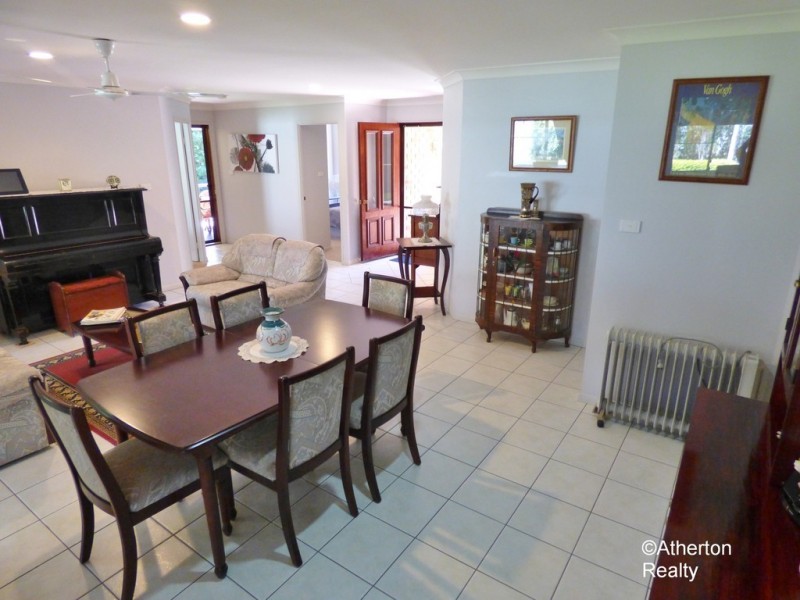 52 Rankine Dr, Tolga QLD 4882