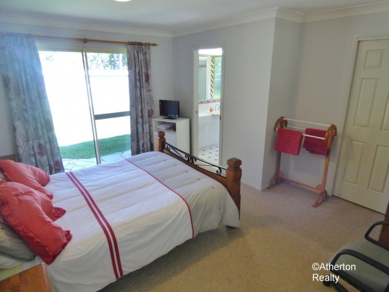 52 Rankine Dr, Tolga QLD 4882