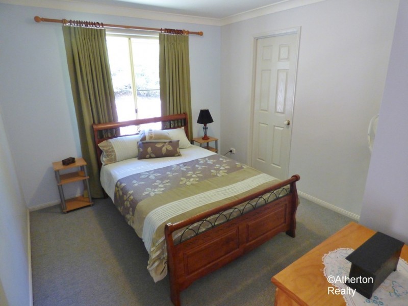 52 Rankine Dr, Tolga QLD 4882