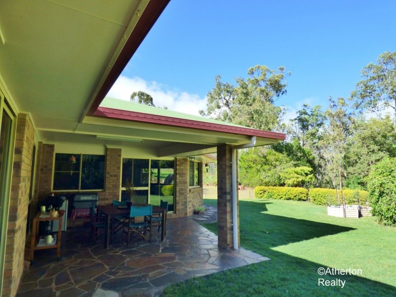52 Rankine Dr, Tolga QLD 4882