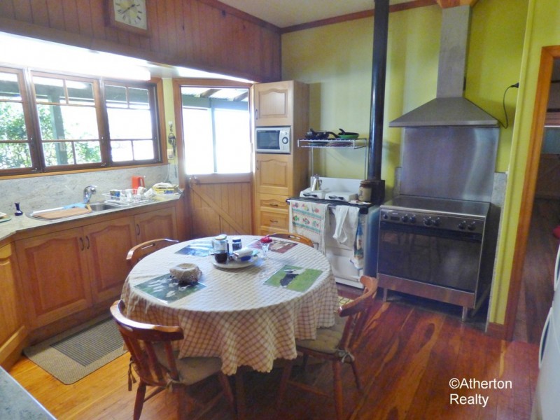 78 McKenzie Rd, Evelyn QLD 4888