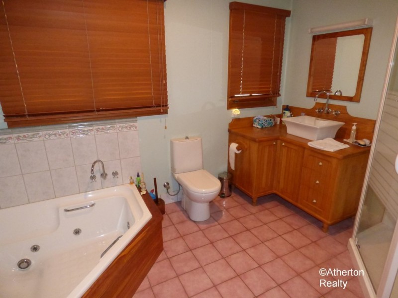 78 McKenzie Rd, Evelyn QLD 4888