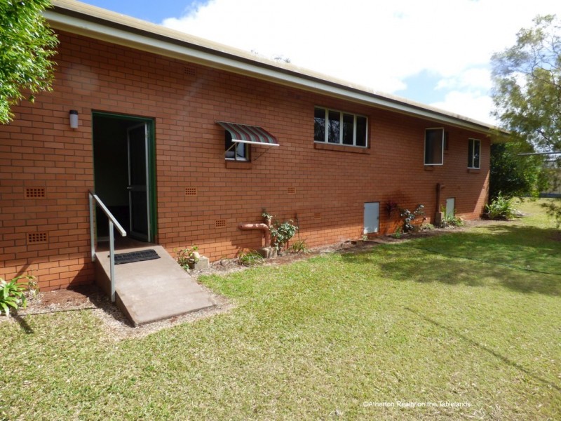 18 Holm St, Atherton QLD 4883