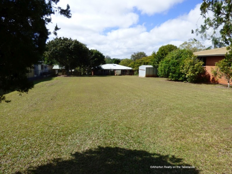 18 Holm St, Atherton QLD 4883