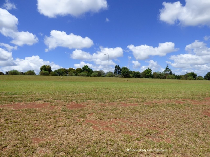 23 Lavender Cres, Pleasant View, Atherton QLD 4883
